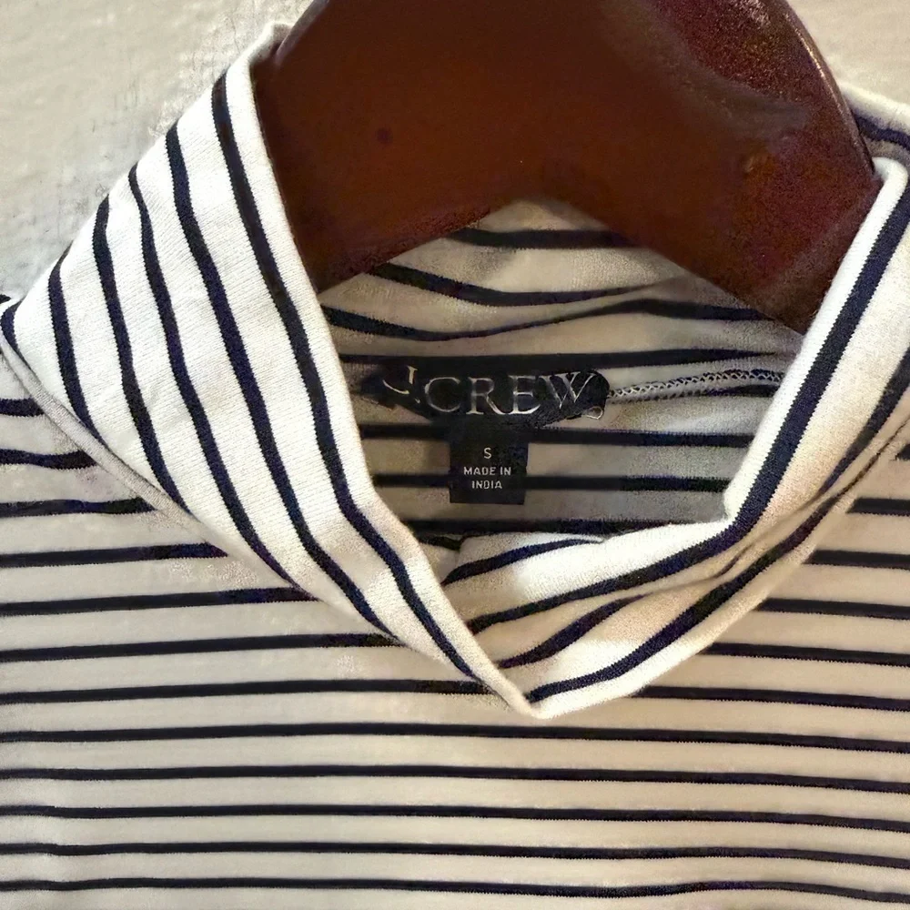 NWT J.Crew Stretch cotton-blend T-shirt in stripe size Small - Picture 6 of 6